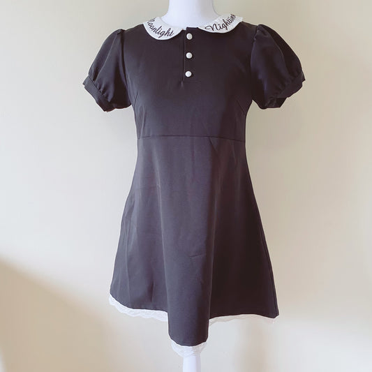 Bubble Black Dress – Minimalistinen ja söpö japanilainen paikallinen tuotemerkki