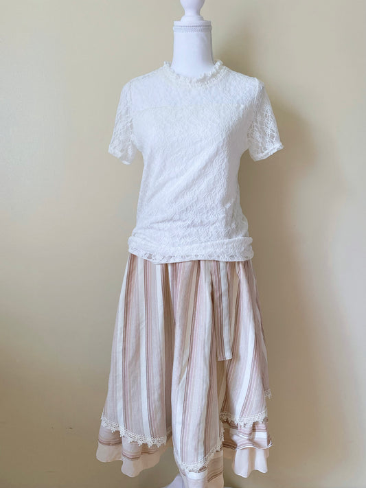 OFALO Japan Top – Girly lace minimalist style